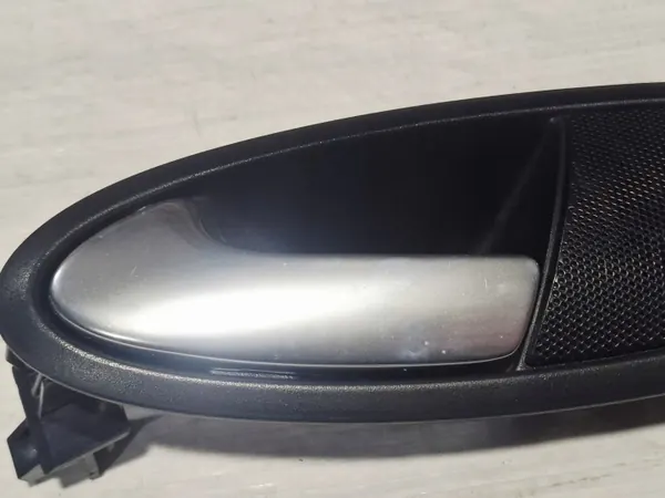 Poignée intérieure porte gauche OEM 5P0837113 Seat Altea image 4