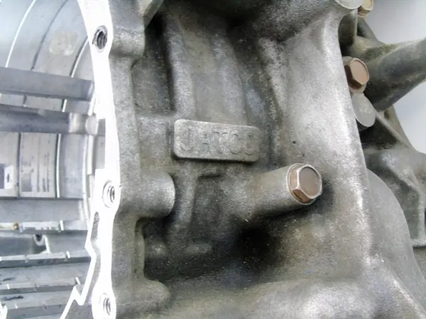 Automaattivaihteiston kotelo OEM 214121PV Mondeo image 7
