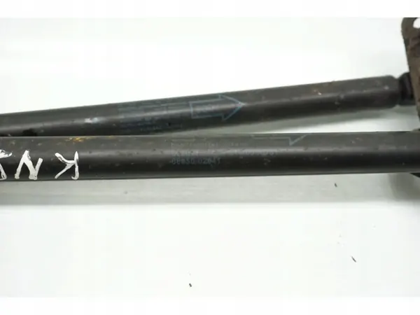 Toyota OEM kofferbakdemper voor Corolla 2005 Hatchback image 6