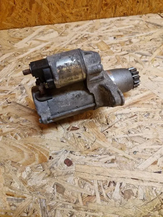 Motor de arranque Toyota RAV4 2017 OE 28100-0A011 image 3