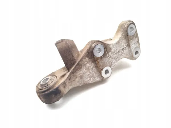 Moottorin kiinnitys Volvo V40 D3 Diesel 110kW 32222463 image 6