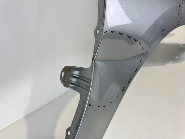 Parafango anteriore destro Toyota Auris II E18 12- image 2