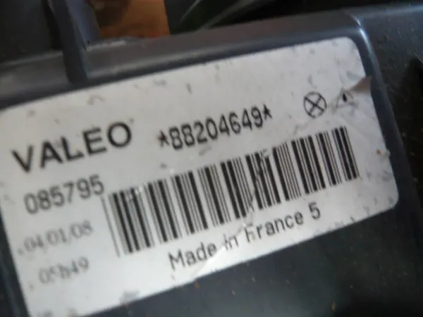 Farol dianteiro direito 085795 Renault Megane image 2