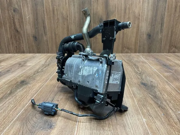 Webasto Standkachel Range Rover Vogue L405 4.4 Diesel CPLA-18K463-AG image 4