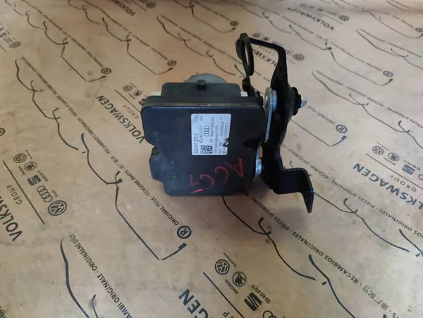 Kia Sportage III ABS-pomp 58920-3U410 image 4