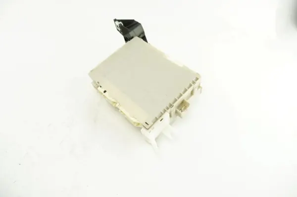 Módulo Confort Toyota Prius OEM 82730-47520 image 4