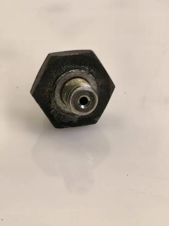 Audi Oljetrycksensor OEM 056919081E - Begagnad image 3