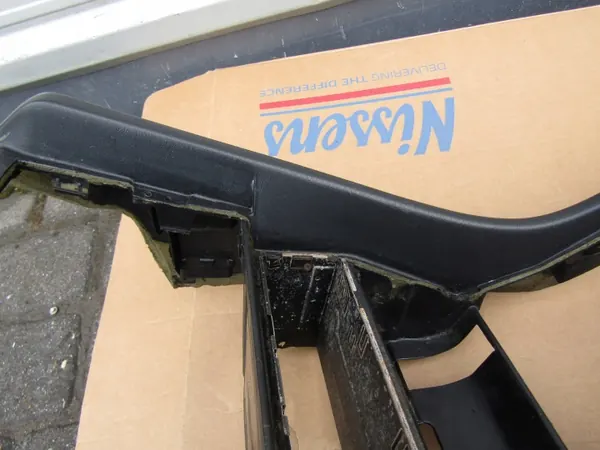 Mercedes W124 85-96 Zwarte Middenconsole OEM image 5