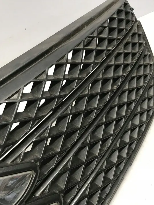 Suzuki OE 71741-77K00 upper grill image 5