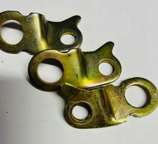 Support de boîte de vitesses OEM 5932426 pour Fiat image 4