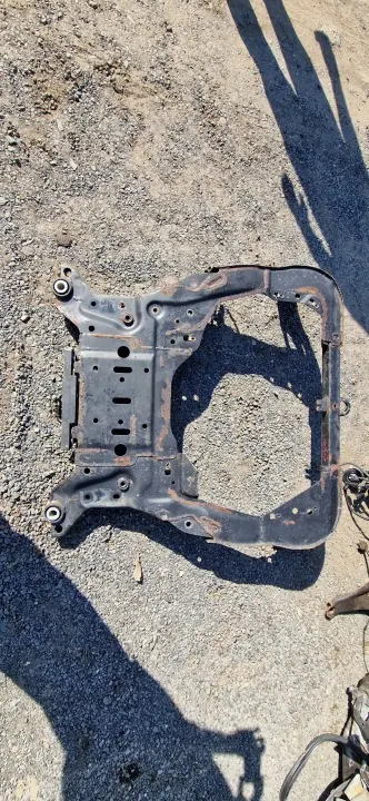 Barra de remolque delantera Land Rover Discovery Sport OEM image 4