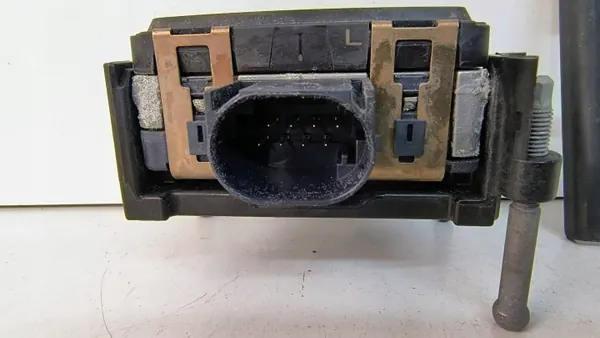 Capteur radar OEM 5Q0907561H pour VW Audi Seat Skoda image 4