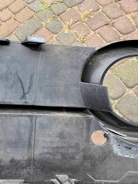 Rejilla de Parachoques Derecho Audi A5 8T0 OEM image 3