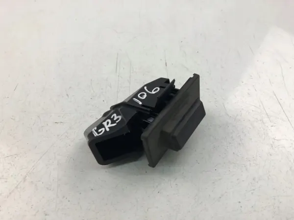 Kofferraumgriff Mazda 3 OEM 16892081 - Gebraucht image 2