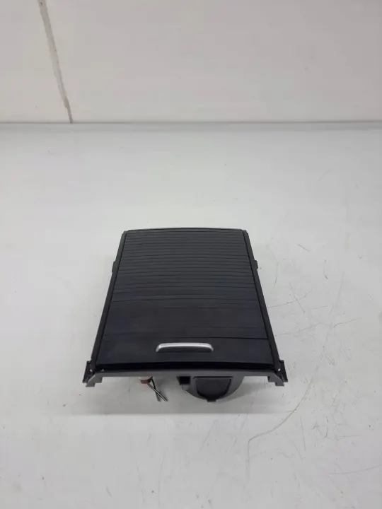 Jaguar Bekerhouder OEM MK83048196BF - Dashboard montage image 2