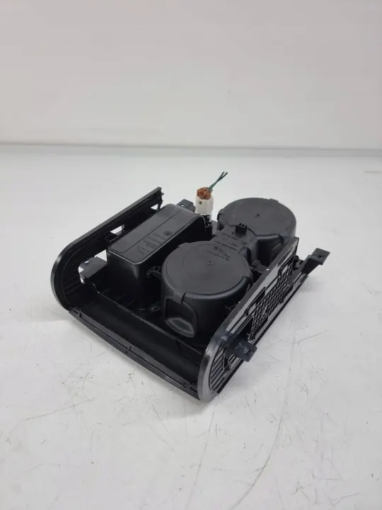 Jaguar Bekerhouder OEM MK83048196BF - Dashboard montage image 7