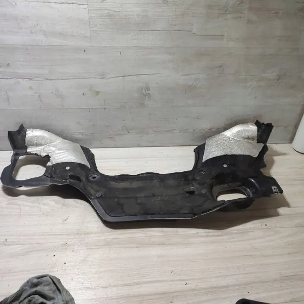 Aislamiento mamparo Jaguar F-Pace OEM GF14A image 4