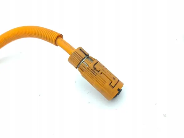 BMW i3 2015 Korkeajännitekaapeli OEM 7647013 image 3