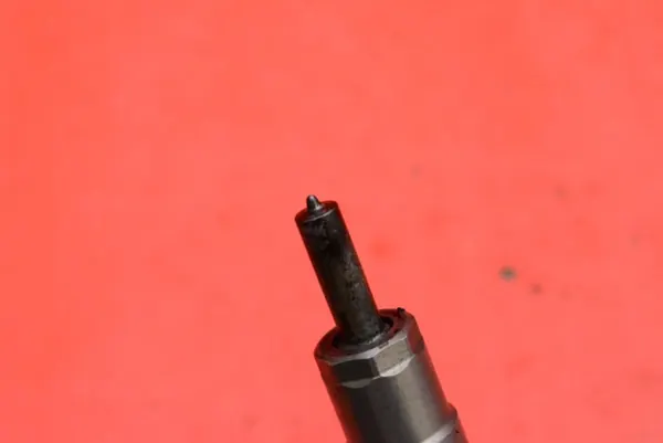 Inyector OEM 0986435166 para Skoda Superb II 2.0 TDI image 9
