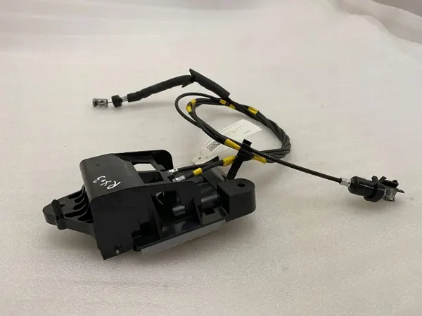 Lexus RX 450H Rücksitzverstellhebel OEM 72595X1T13 image 3