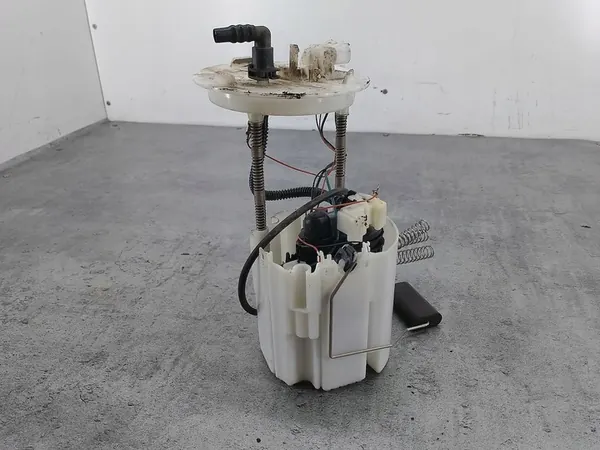 Polttoainepumppu Opel Astra J 1.4 16V Bosch 13577230 image 2