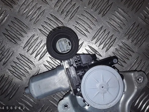 Régulateur de vitre Toyota Auris OEM 8572035140 image 5