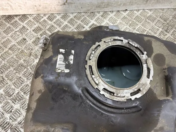 Réservoir à carburant OEM A2474701500 Mercedes CLA W118 image 4