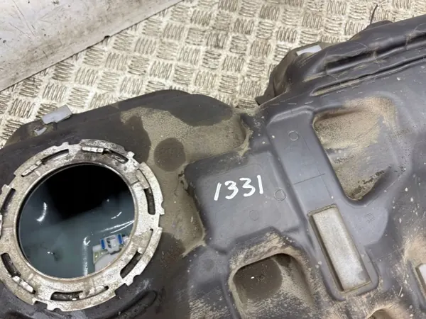 Réservoir à carburant OEM A2474701500 Mercedes CLA W118 image 5