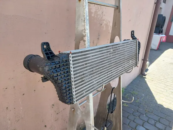 Intercooler VW T5 T6 2.0 TDI 2010- image 6