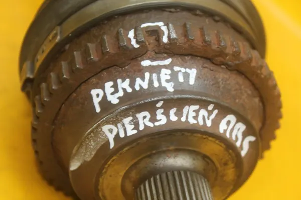 Höger Framskaft VW Transporter T4 1.9 TD image 5