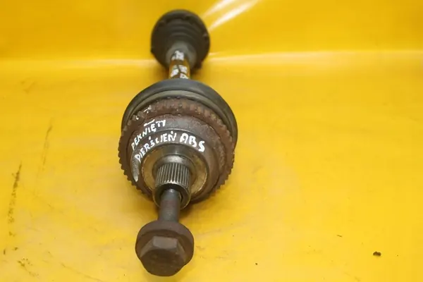 Höger Framskaft VW Transporter T4 1.9 TD image 8