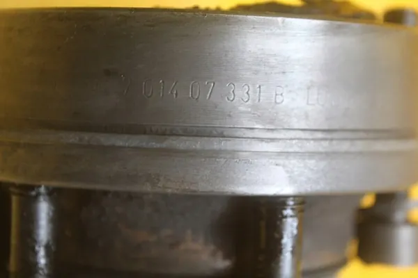 Höger Framskaft VW Transporter T4 1.9 TD image 9