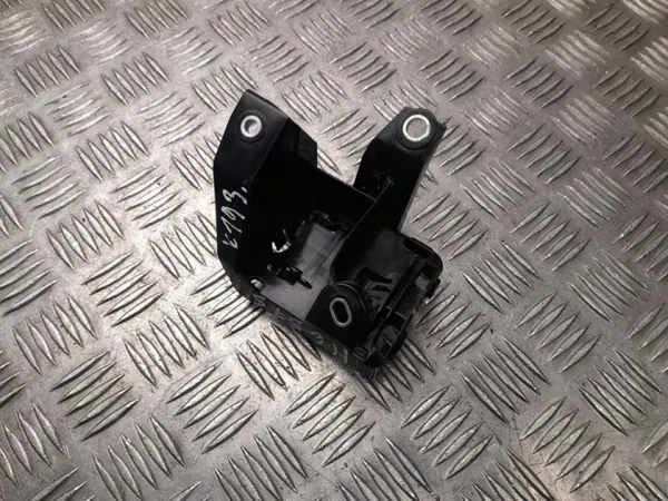 Toyota C-HR II 2024 takaoikea puskurituki OEM 88161-F4040 image 2