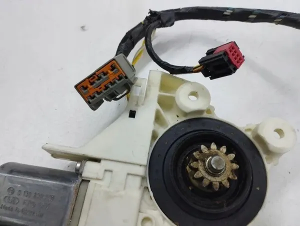 Ford Focus 2005 Régulateur de vitre avant OEM 981548106 image 9