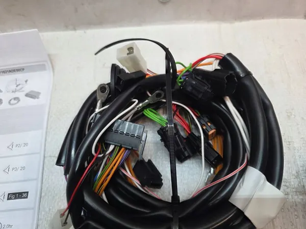 Cableado enganche Kia OEM L201582018 Trasero image 10