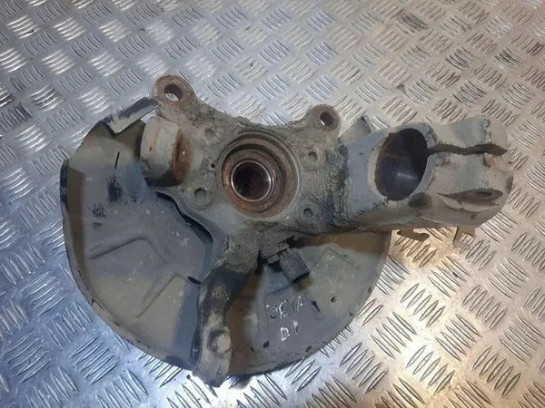 Snodo anteriore destro VW JETTA III 5C0407256A image 2