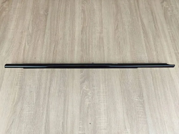 Junta de puerta BMW OEM 7404030 trasera derecha Shadowline image 2