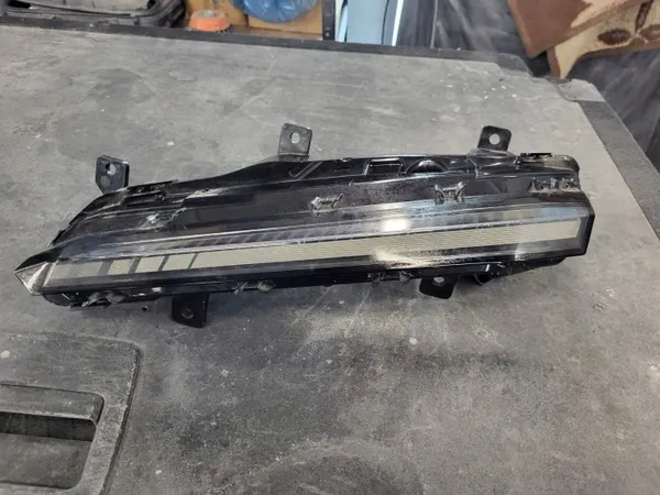 Päiväajovalot Peugeot 308 OEM 9835230880 image 2