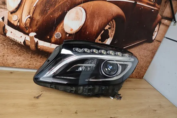 LINKER BI-XENON KOPLAMP MERCEDES GLA A156 A1569062300 image 2