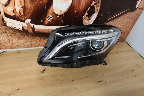 LINKER BI-XENON KOPLAMP MERCEDES GLA A156 A1569062300 image 4