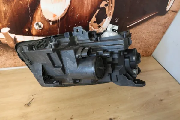 LINKER BI-XENON KOPLAMP MERCEDES GLA A156 A1569062300 image 9