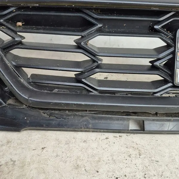 Griglia SEAT LEON III 3 FR LIFT 16-20 image 3