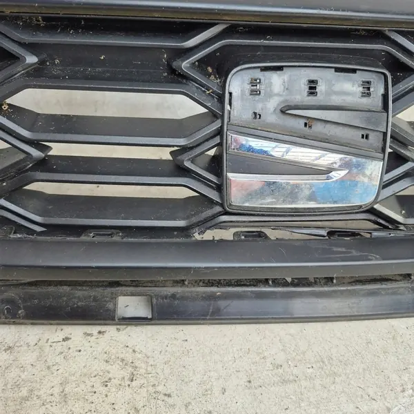 Griglia SEAT LEON III 3 FR LIFT 16-20 image 5