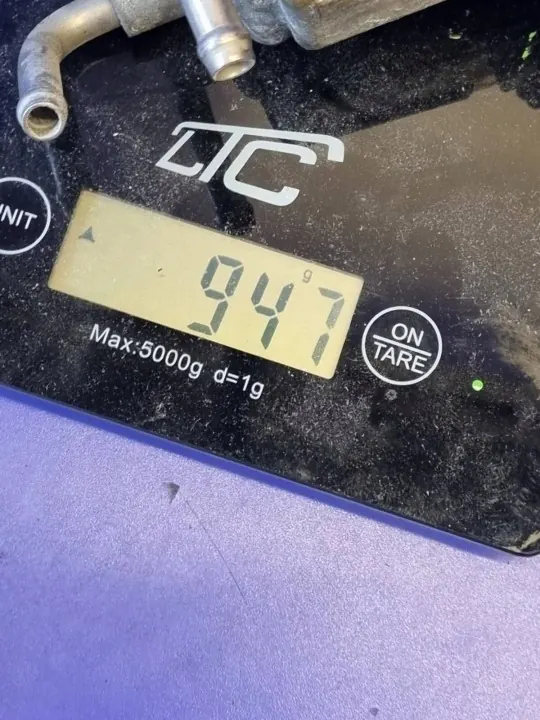 Toyota Drosselklappe OEM 22030-28070 - Gebraucht image 4