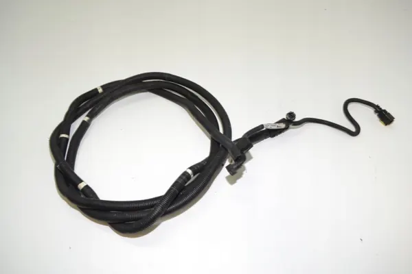 Mercedes-Benz AdBlue-slang OEM 0014701924 image 2