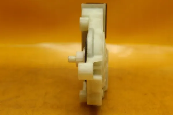 Vasen takaluukun moottori VW Passat B6 1K0959703AB image 4