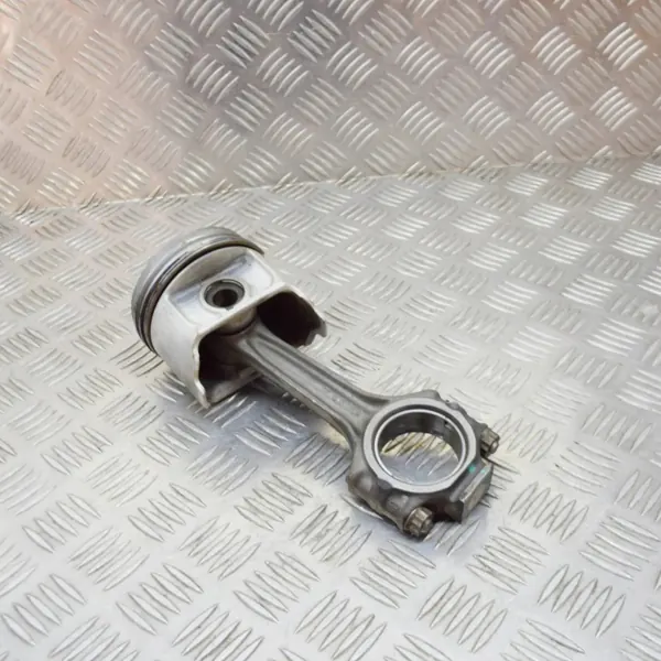 Piston d'occasion OEM A1190300220 pour Mercedes-Benz SL image 4
