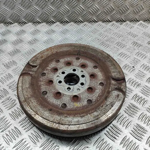 Automaattivaihteiston vauhtipyörä VW Tiguan 03L105266A image 2