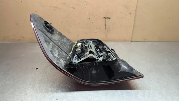 Lámpara Trasera Derecha Mercedes ML W164 image 6