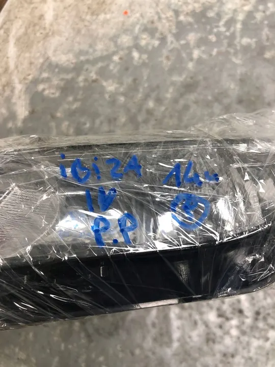 Farol Direito Dianteiro Seat Ibiza IV 6J9941702A image 6